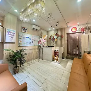 Хостел Toi's Travel