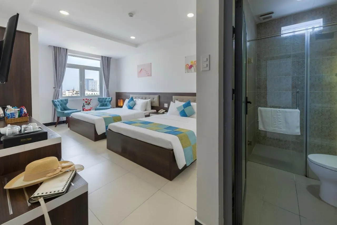 Phuc Thanh Luxury Hotel By Thg Da Nang 3*,  Vietnam